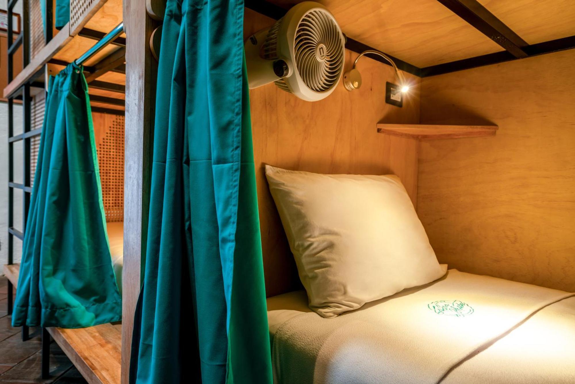 Hostel Adra Antigua